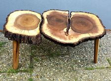 Einzigartiger Couchtisch/Coffeetable/Beistelltisch Walnuss Baumscheibe 