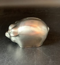 Weissmetall Sparschwein m. Drehverschluss; Japan; L11cm, B6.6cm, H7cm, 0.3kg