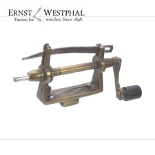 Antikes Uhrmacherwerkzeug Federwinder für Großuhren aus Messing