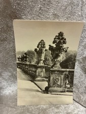 Moritzburg, ehem. Jagdschloß, Vasen auf der Balustrade der NO- Seite