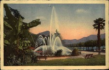 Lugano Tessin Helvetia Schweiz 1959 Giardini pubblici Fontäne im Park Palmen