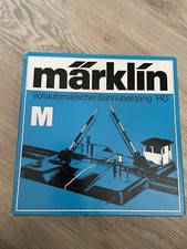 Märklin HO - Vollautomatischer Bahnübergang