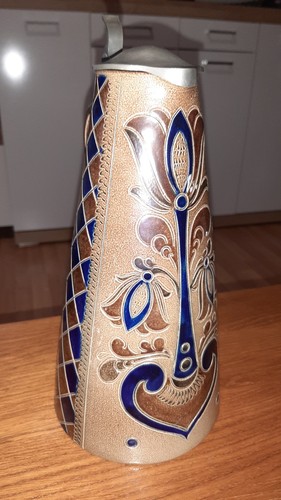 Bierkrug mit zinndeckel - bierkrug,