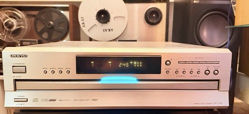 Onkyo 390 compact - c,