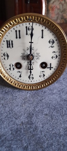 Pendulenuhrwerk überholt - pendulenuhrwerk,