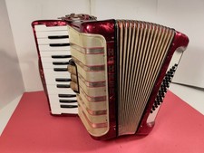 (A325) Akkordeon Hohner Student IV ,  3 (2) Klangreg., gestimmt, Zustand:  gut!