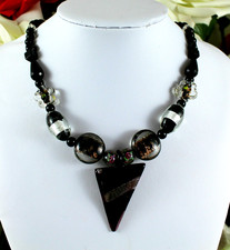 Glasperlen , Ketten ,Halsketten aus Glasperlen mit Anhänger Groß Neu 1 Stück