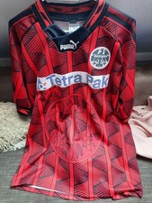 PUMA Eintracht Frankfurt Retro Trikot, Größe XL