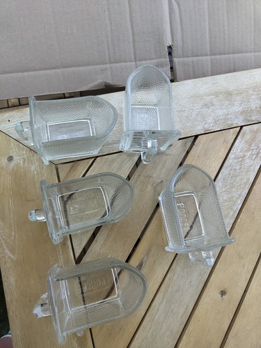 Alte glasschütten - x,