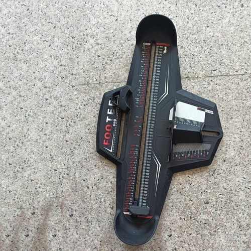 Rollschuh-Fußmessgerät