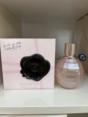 Vie rose flowerbomb - la,