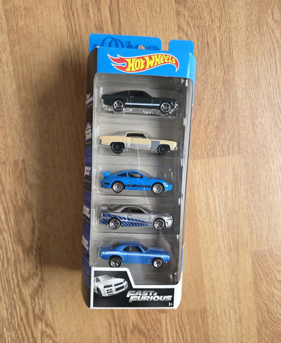 Hot wheels fast - &, 5er