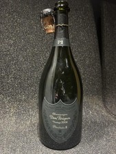 Leere Schnapsflaschen Dom