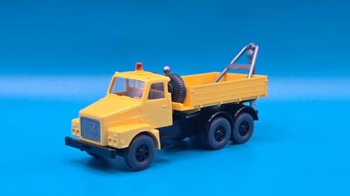 Volvo n10 abschlepp - volvo, *gelb*