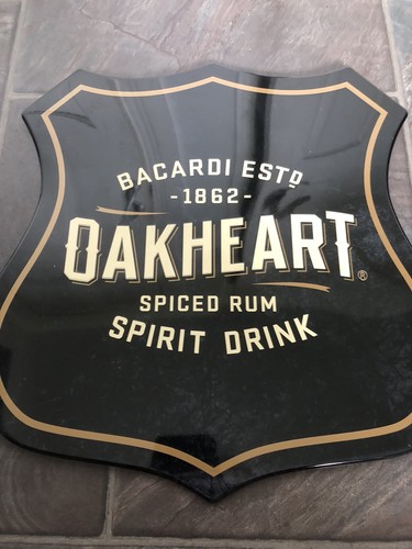 Offizielles bacardi oakheart - offizielles,