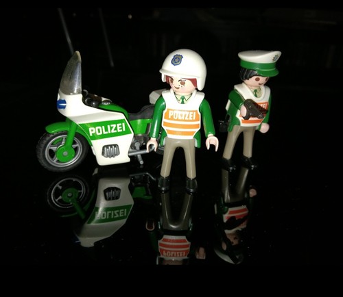 Playmobil polizei mit motorrad - playmobil,