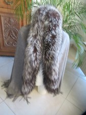 große weiche Stola Umschlagtuch Schal 100 % Wolle Fellbesatz echter Silberfuchs