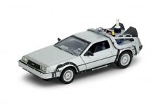Modellauto  DeLorean DMC12 Back to the Future 2  1:24 Welly  NEU in OVP