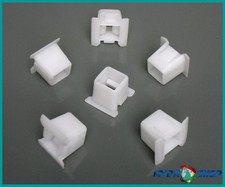 SCHEINWERFERBEFESTIGUNG