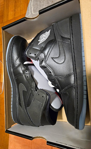 Jordan air mid - jordan,