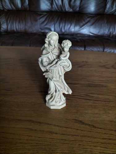 Maria mit dem jesuskind - maria, h
