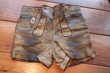 Schöne kurze alte ostdeutsche