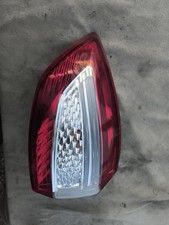 Heckleuchte aussen komplett