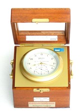 Glashütte GUB Kal.71-01 Präzision Q1 Vintage Schiffs Marinechronometer GDR 1976