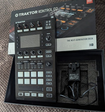 Native Instruments Traktor Kontrol D2 DJ Controller - OVP