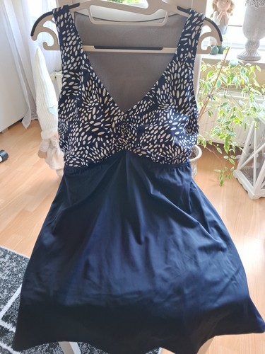 Niedliches badekleid 42 - niedliches,