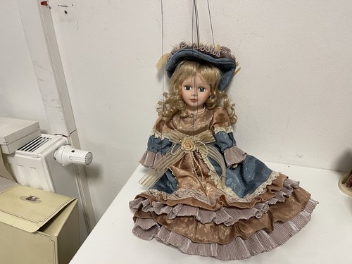 Marionette puppe - marionette,