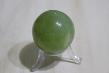 Jade Dunkel Kugel ca. 40 mm Edelstein Kugel Sammlerstück Natur + Kunstoffständer