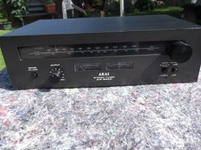 AKAI AT-2200 Stereo Tuner