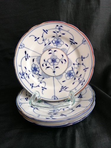 Antike brotteller mit - brotteller,
