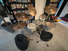 Schlagzeug (TAMA) - komplett