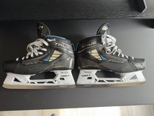 True Hzrdus 7x4 Goalie Skates Größe 8 W