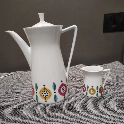 Kaffekanne und milchkännchen - kaffekanne,