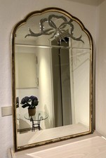 Wandspiegel mit einem