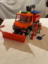 Playmobil Unimog mit Blinklicht und Schneepflug Winterdienst