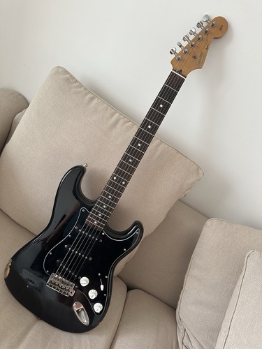 Squier stratocaster fender - stratocaster, by