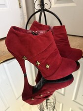 Bamboo red suede ankle boots
