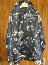 Nike Pullover Gr.M Neu