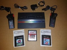 Atari 2600 Konsole im Top