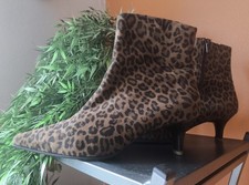 Topmodische italienische Leo Stiefeletten Gr39, Kittenheel