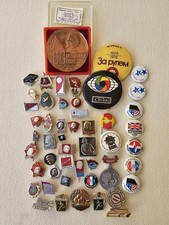 zv27 Konvolut Abzeichen Pins