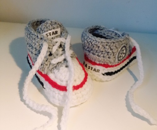 Christmas baby crochet shoes - crochet,