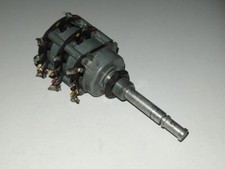 Potentiometer (Lautstärke/Stereo Balance) aus Loewe Opta Meteor-Stereo Typ 4761W