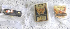 3 ältere Pins-OKTOBERFEST-MÜNCHEN-IMMER DABEI FRANZISKANER BIER-ungebraucht-OVP-