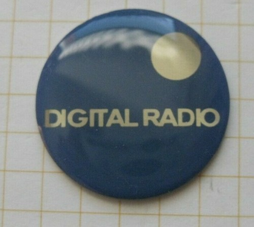 Digital radio das - /,