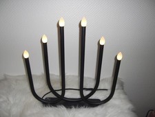 Design-Leuchter von "Ikea" in matt/schwarz